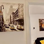 Ariel Studio Central Trainstation